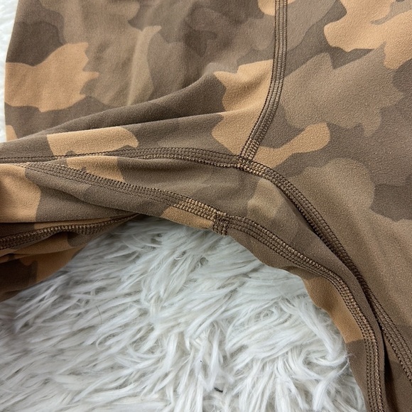 Lululemon Align High-Rise Pant 25" Heritage 365 Camo Beige Multi - Picture 2 of 5